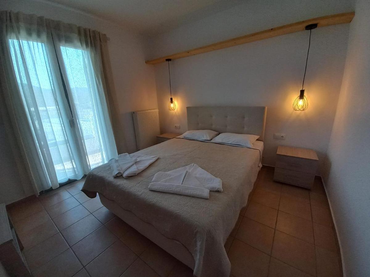 סקירוס Achilli Apartments מראה חיצוני תמונה