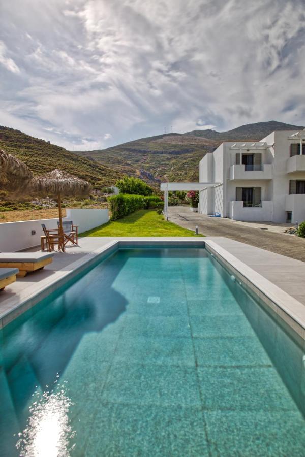 סקירוס Achilli Apartments מראה חיצוני תמונה