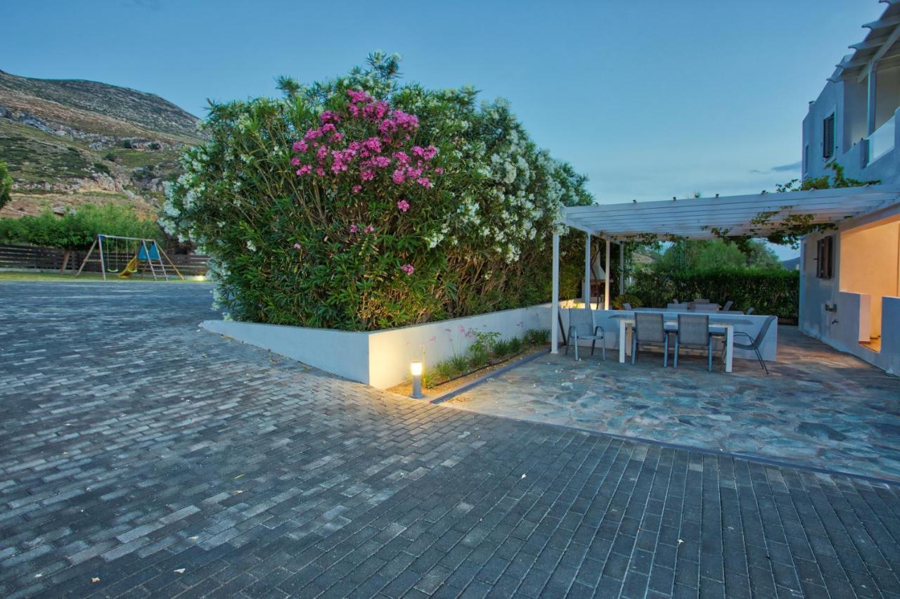 סקירוס Achilli Apartments מראה חיצוני תמונה