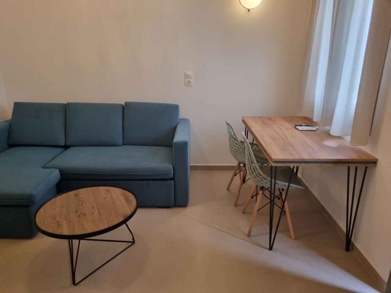 סקירוס Achilli Apartments מראה חיצוני תמונה